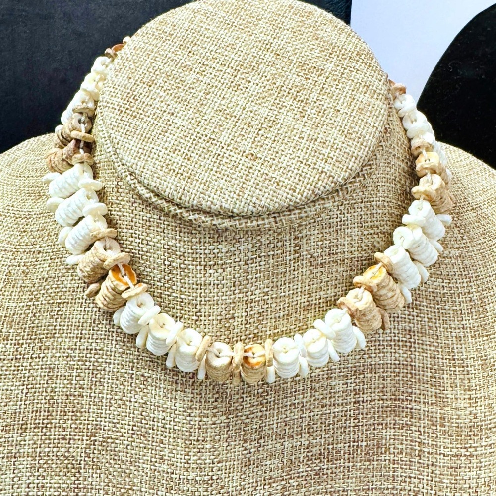 Shell Heishi Style Vintage Choker Necklace Bohemian Natural White Tan Disc Beads